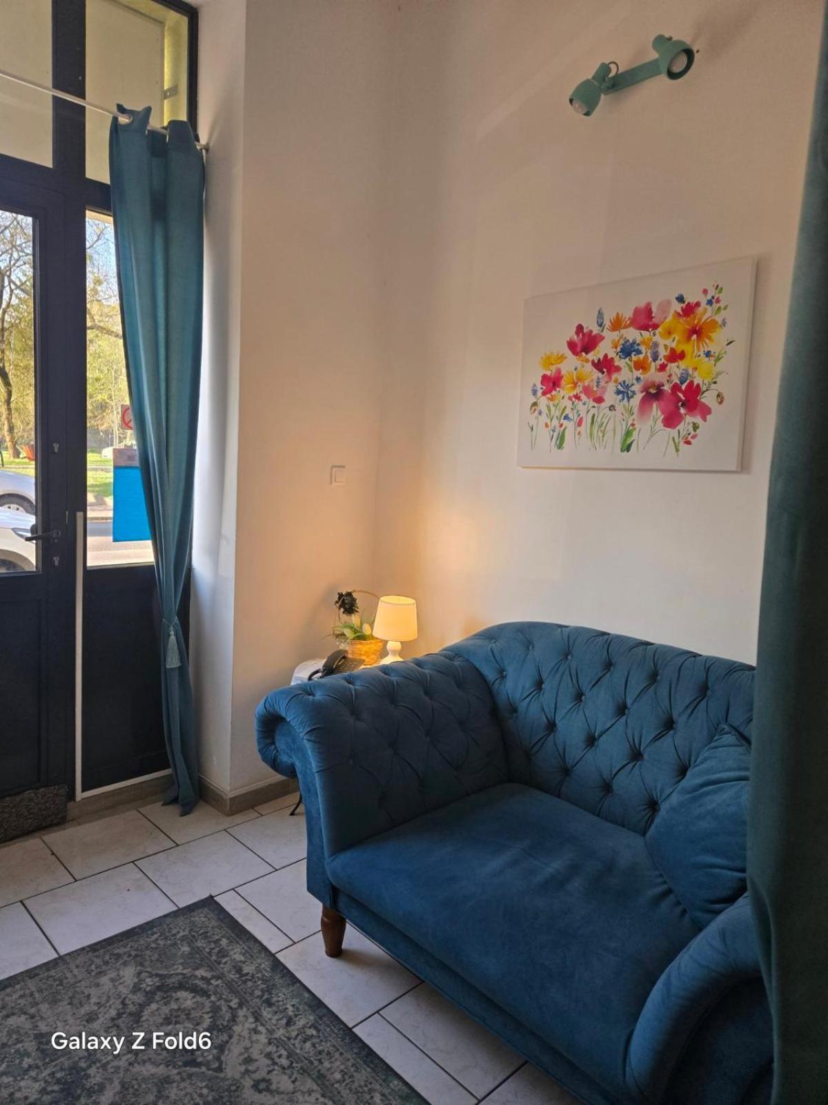Pastel Guest Rooms وارسو المظهر الخارجي الصورة