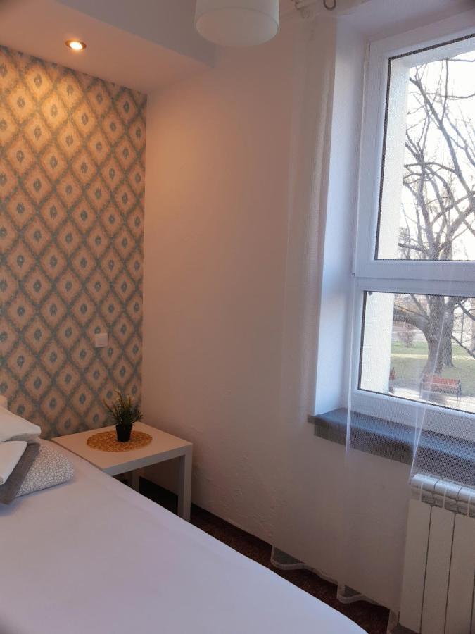 Pastel Guest Rooms وارسو المظهر الخارجي الصورة